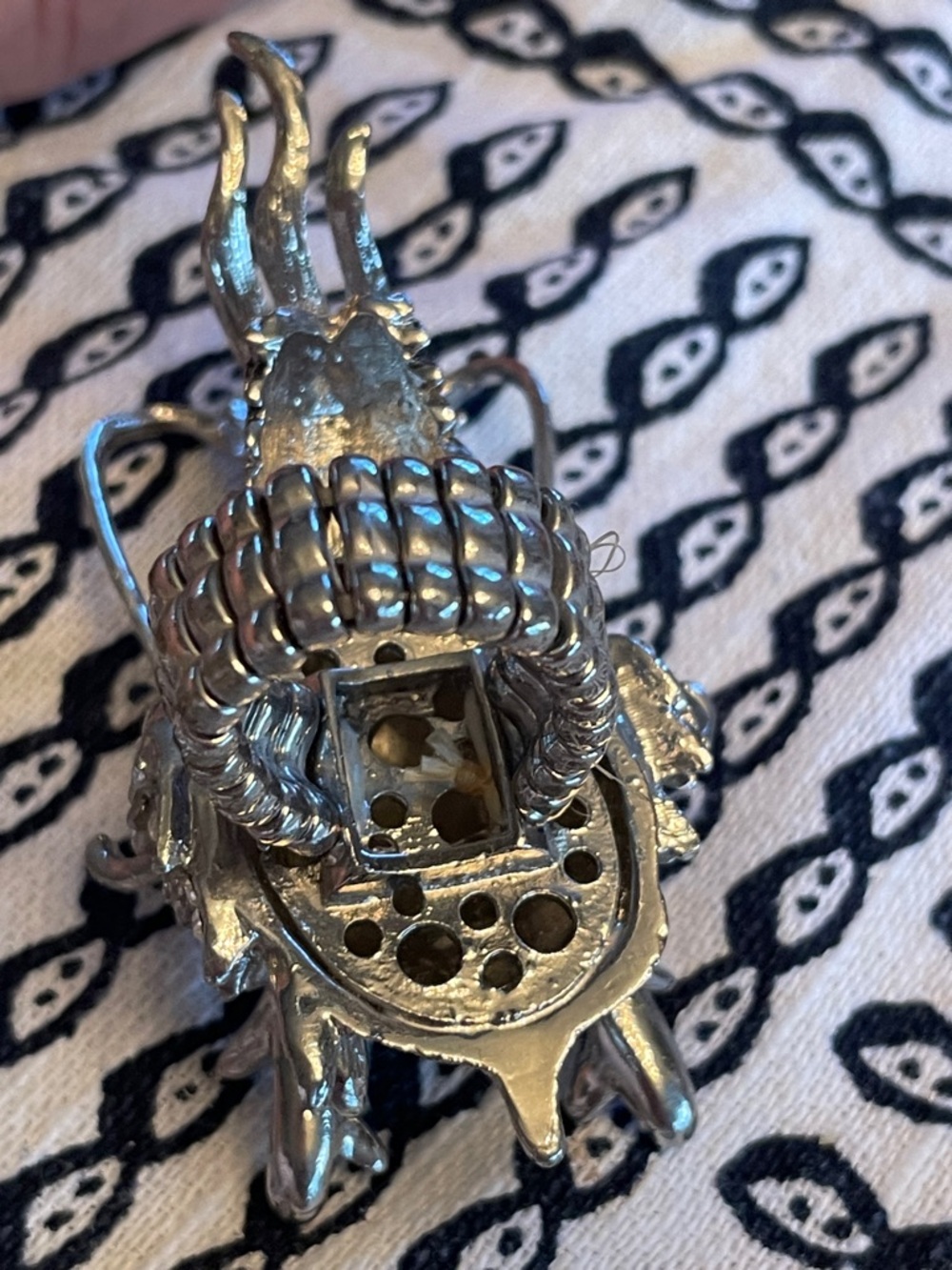 Silver Tone Rhinestone Dragon ring - Picture 7 of 8